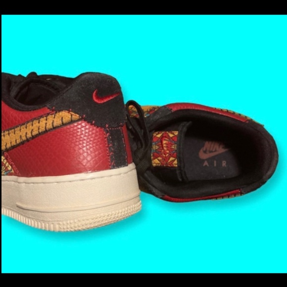 Custom Nike Air Force 1s - Picture 5 of 8